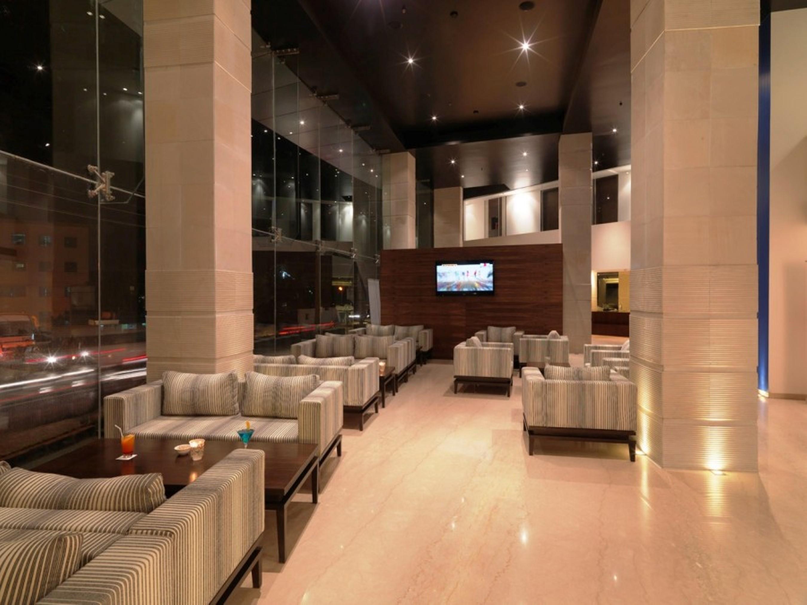 Svenska Design Hotel, Electronic City, Bangalore Kammasandra Bagian luar foto