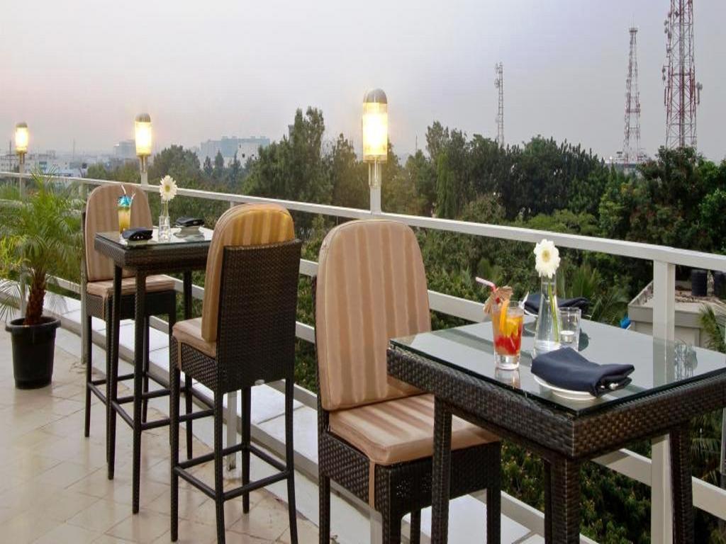 Svenska Design Hotel, Electronic City, Bangalore Kammasandra Bagian luar foto